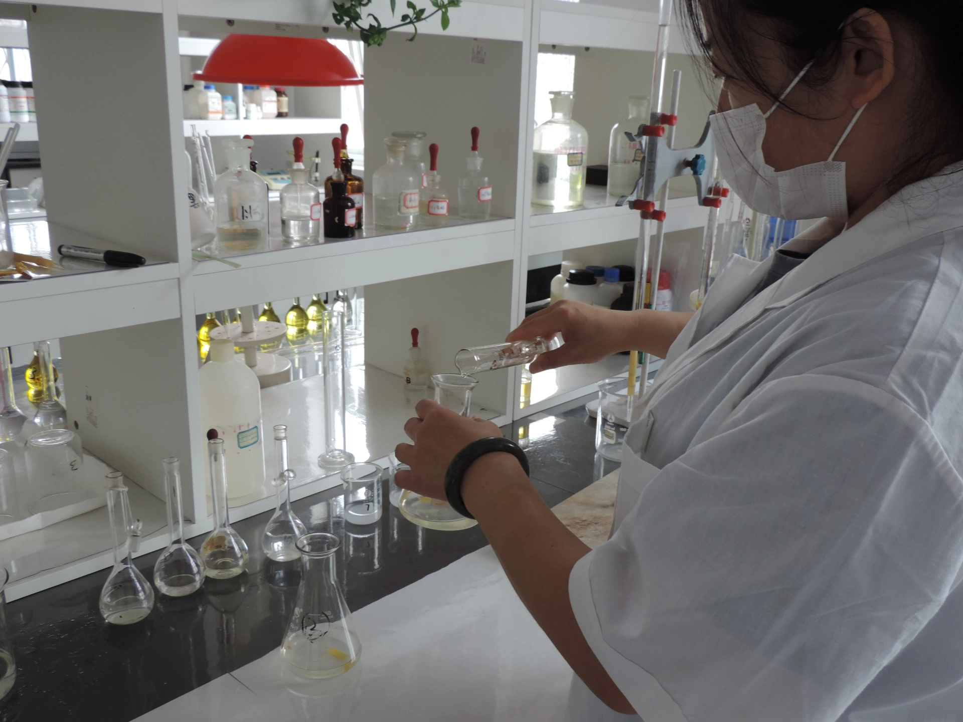 Xinsheng Chemical laboratory testing process