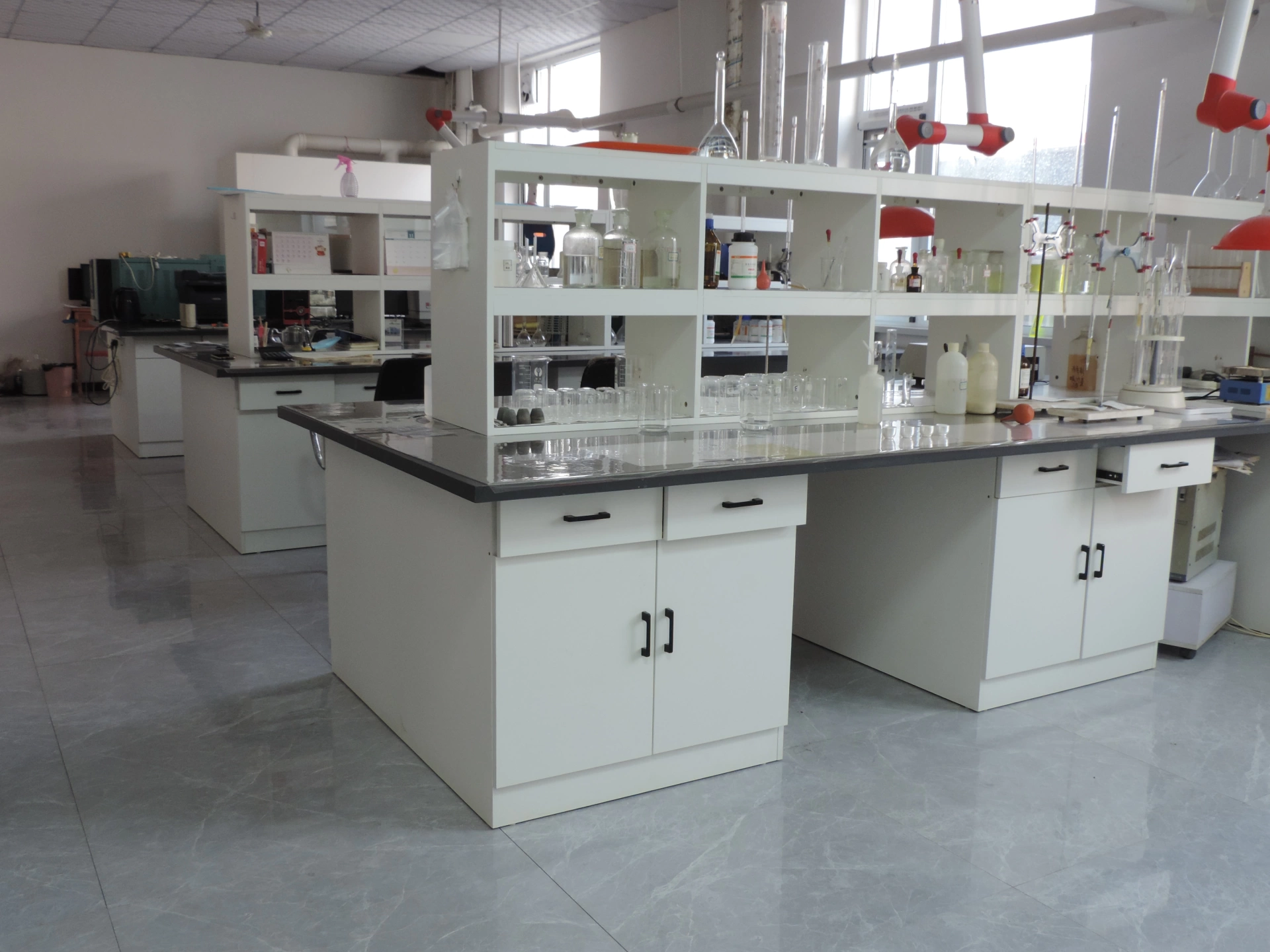 Xinsheng Chemical laboratory environment